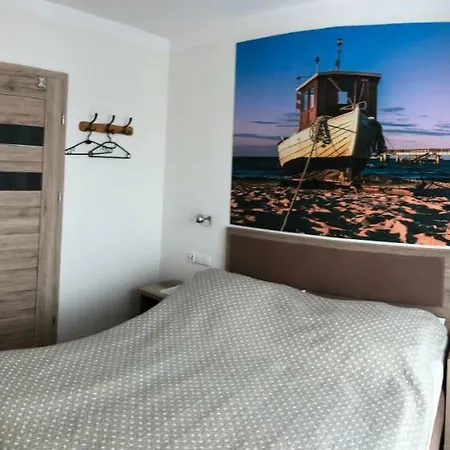 Goscinne - Port * Międzywodzie